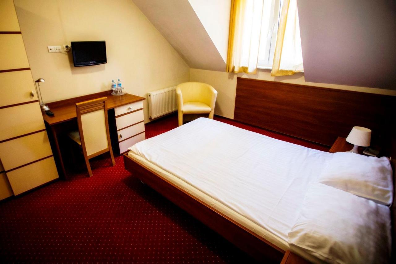 Hotel Luka Radom Luaran gambar