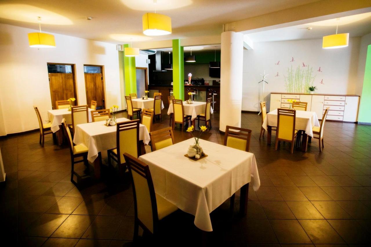 Hotel Luka Radom Luaran gambar