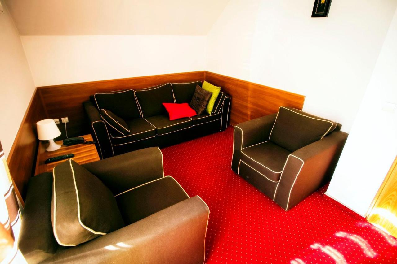 Hotel Luka Radom Luaran gambar