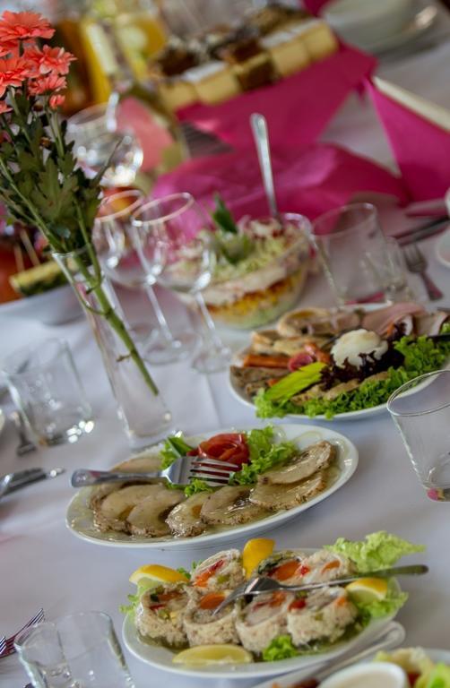 Hotel Luka Radom Luaran gambar
