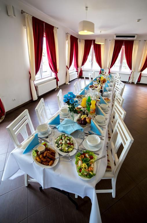 Hotel Luka Radom Luaran gambar